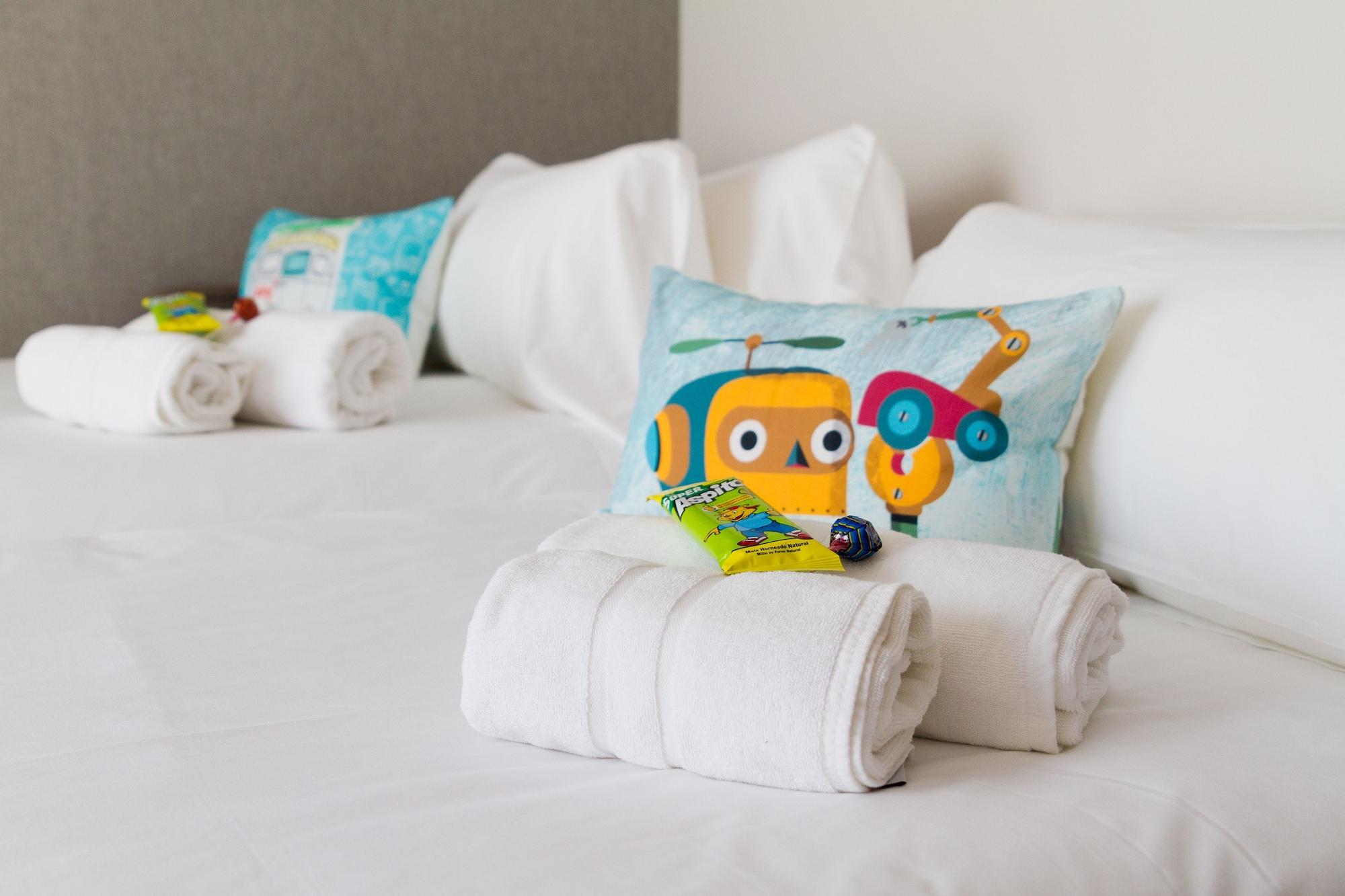 Oca Playa De Foz Hotel & Spa Экстерьер фото