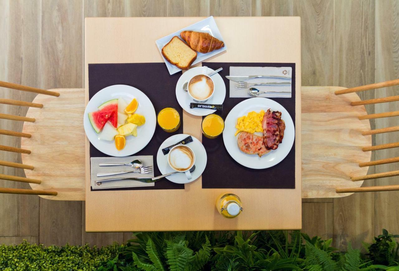Oca Playa De Foz Hotel & Spa Экстерьер фото